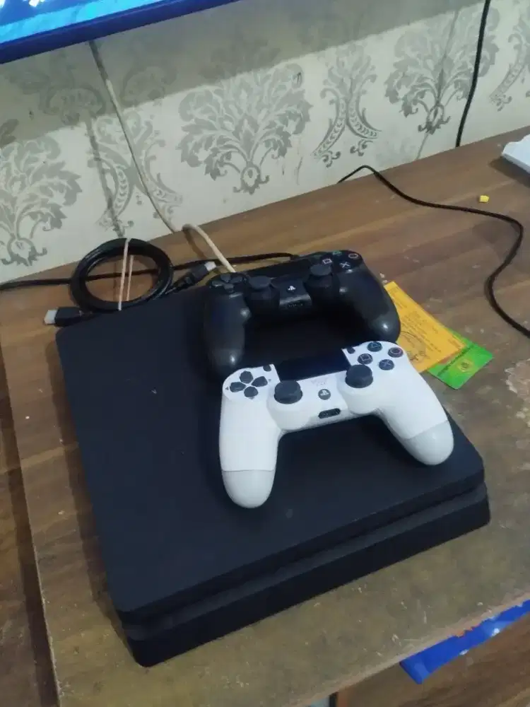 Jusl ps slim 4 ori 500gb