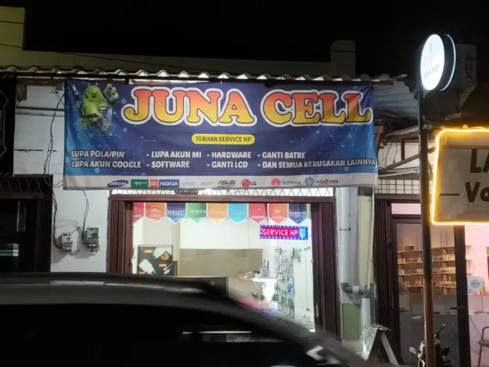 Servis hp Ganti lcd Ganti baterai tanam bisa di tunggu