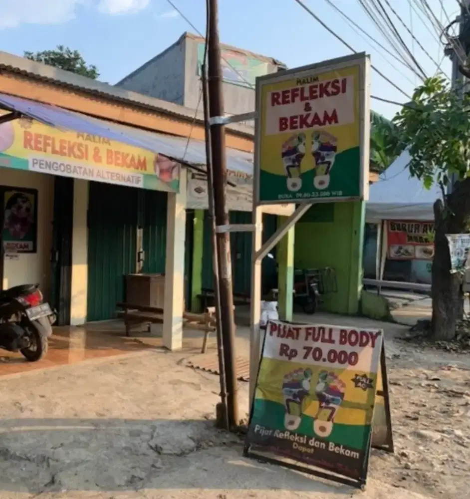 Terapis Pijat Refleksi Dan Bekam