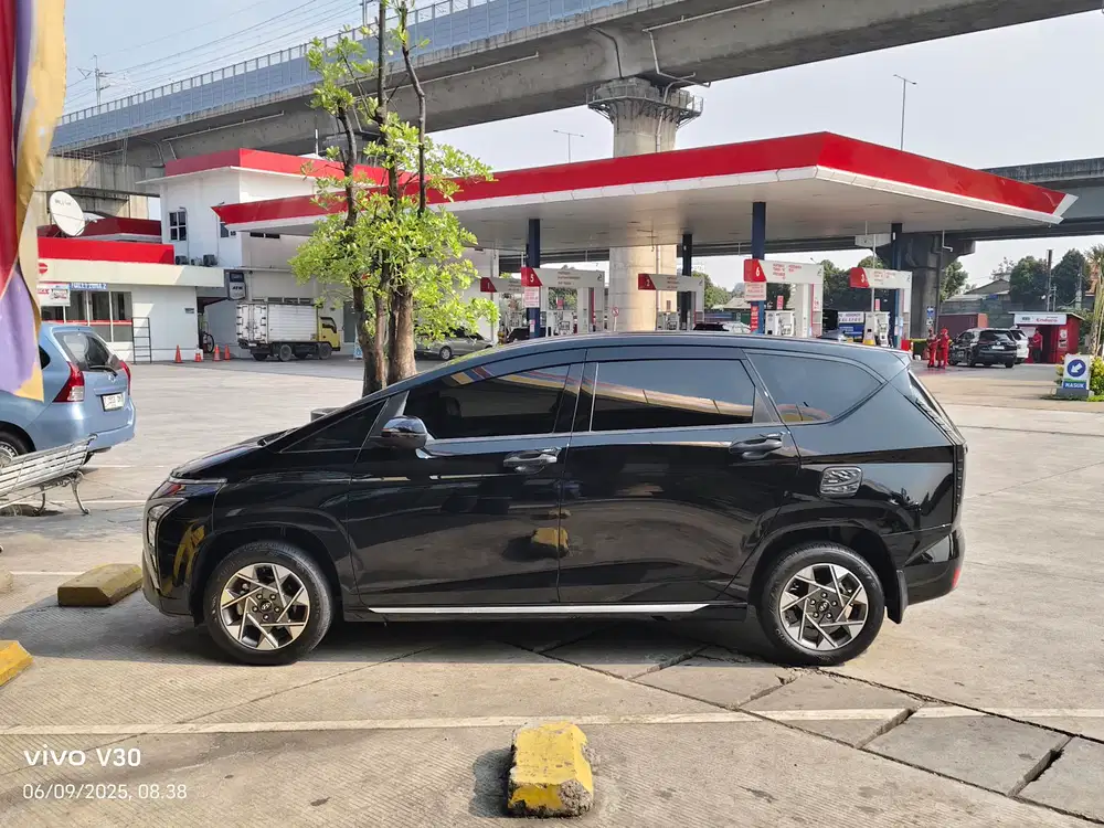 Hyundai Stargazer 2023 Bensin