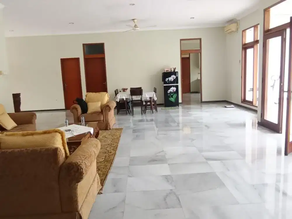 DIJUAL RUMAH CILANDAK BARAT JAKARTA SELATAN