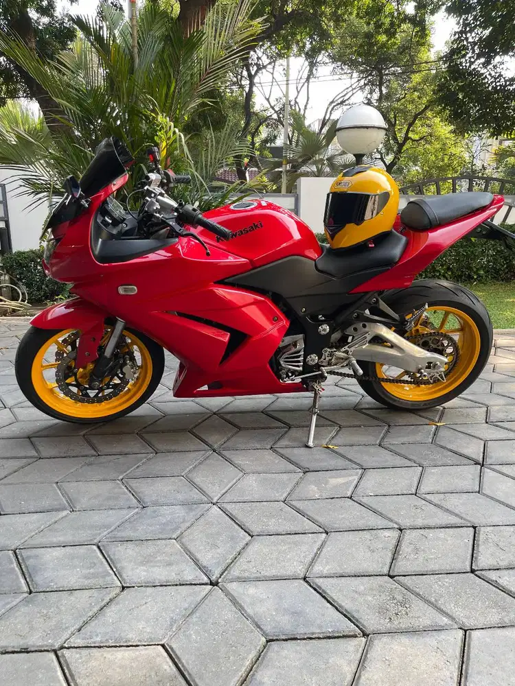 Kawasaki Ninja 250 karbu