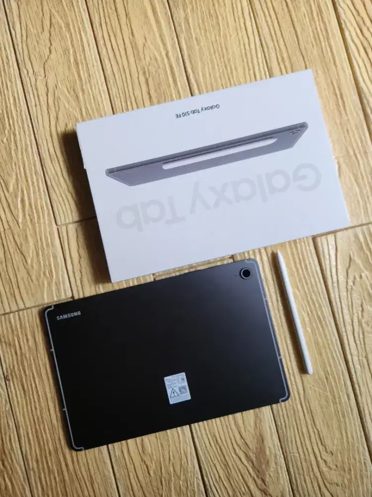 Samsung Galaxy Tab S10 FE WiFi only Ram 8/128 GB Plus Keyboard