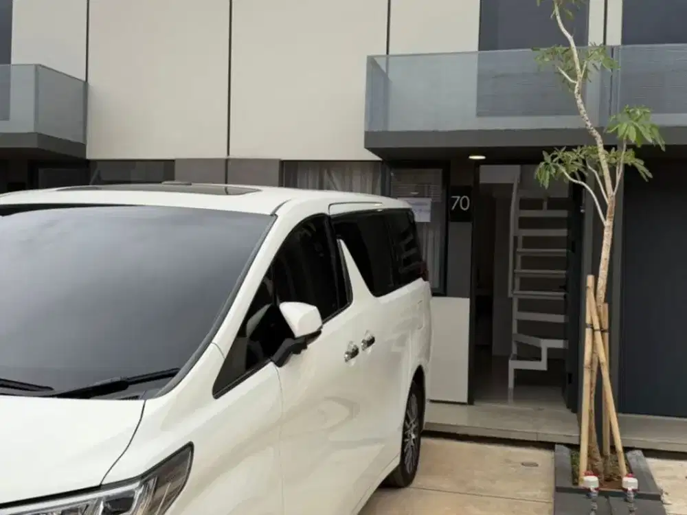 DISEWA RUMAH 2 LANTAI SIAP HUNI PARK SERPONG CLUSTER XYZ