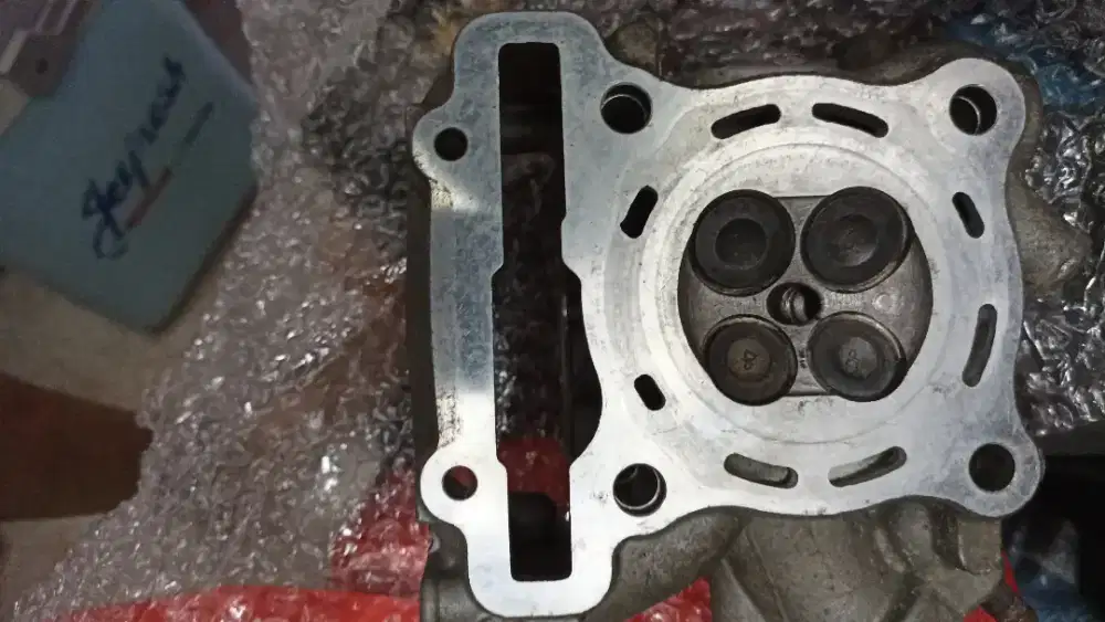Cylinder head Nmax old