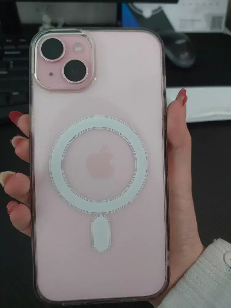 Iphone 15 plus Kondisi seperti baru masih ada garansi
