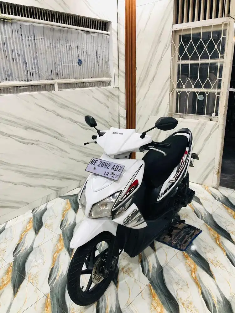 HONDA VARIO ISTIMEWA 2009 Pajak Hidup