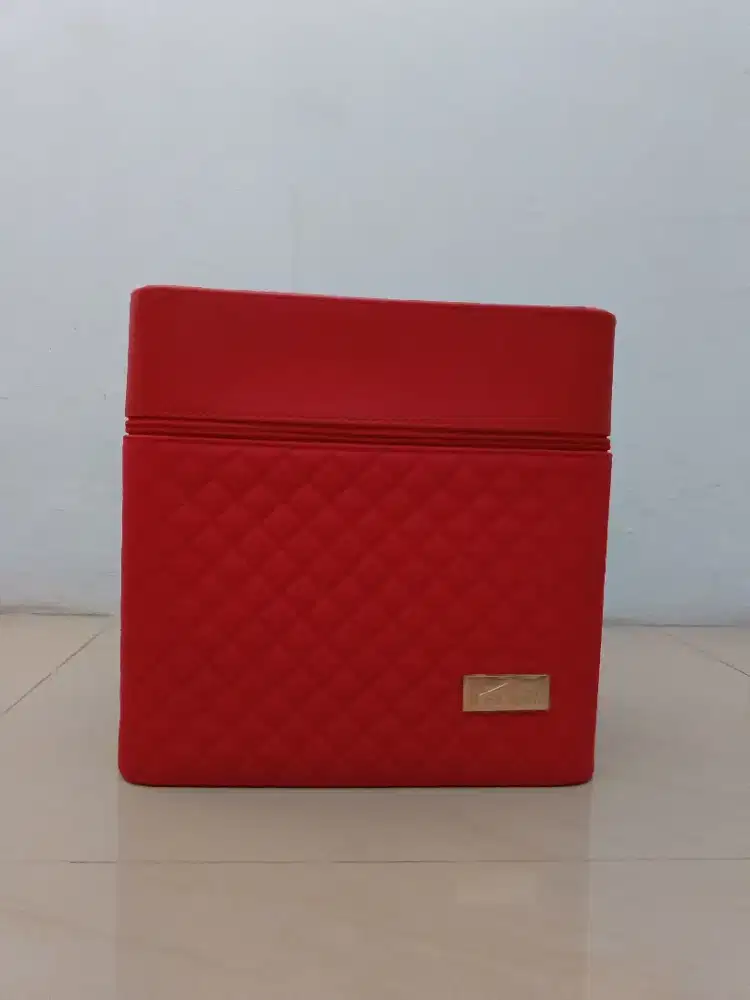 Tas box make up wanita