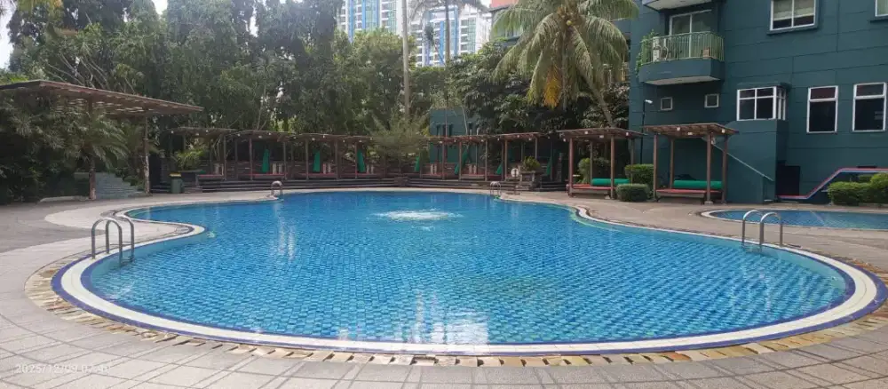 Perawatan kolam renang