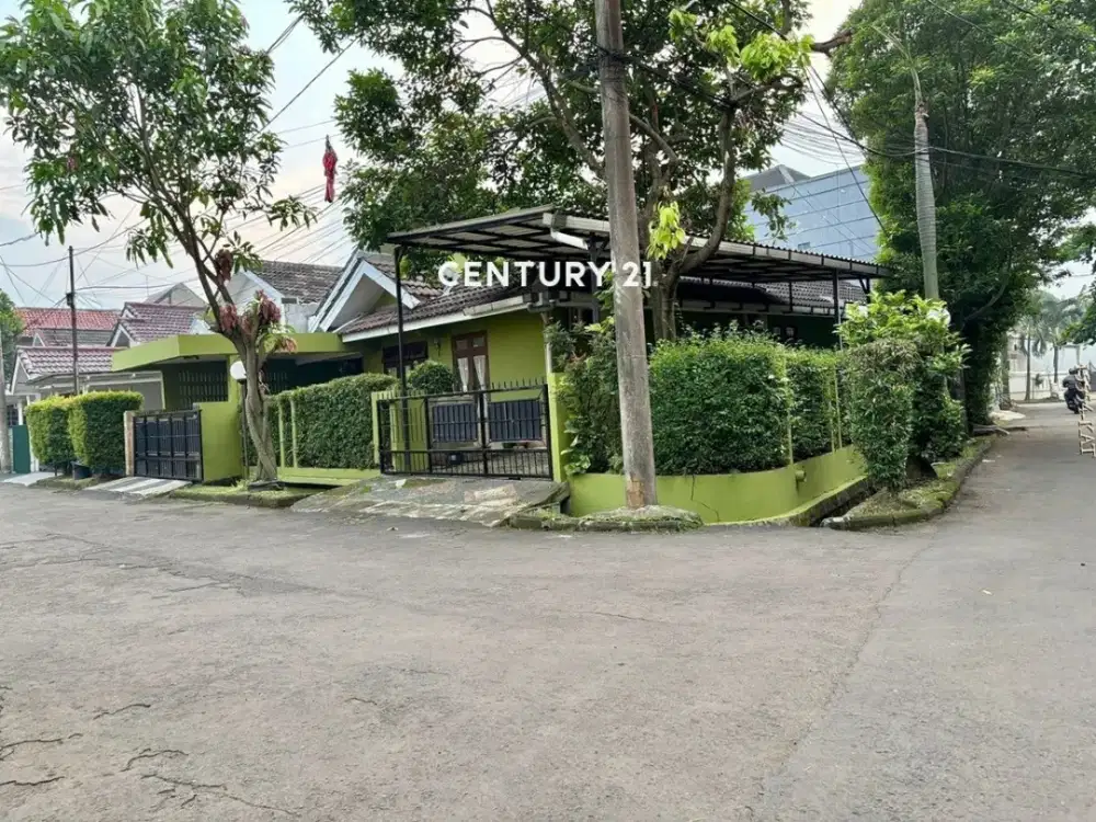 Di jual rumah di sektor 3A,lingkungan nyaman , keamanan 24 jam