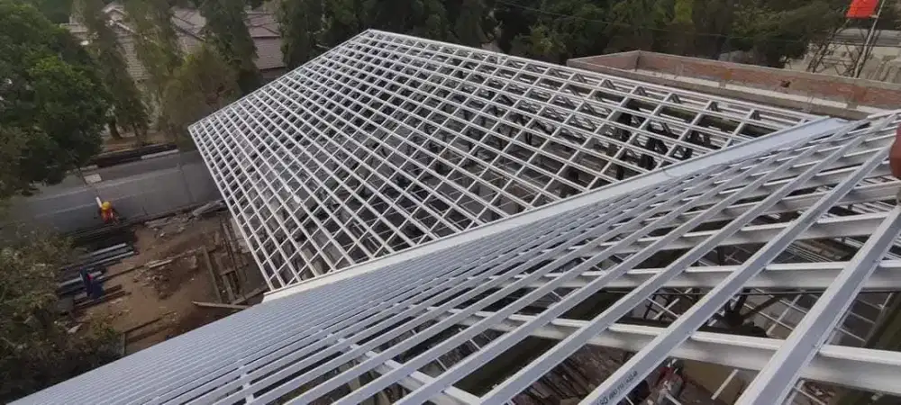 Tukang bangunan,perbaikan atap bocor,dag,talang,kanopi,renopasi dll