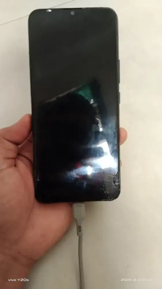 Jual aja gan Infinix hot 8 ram 4/64 matot