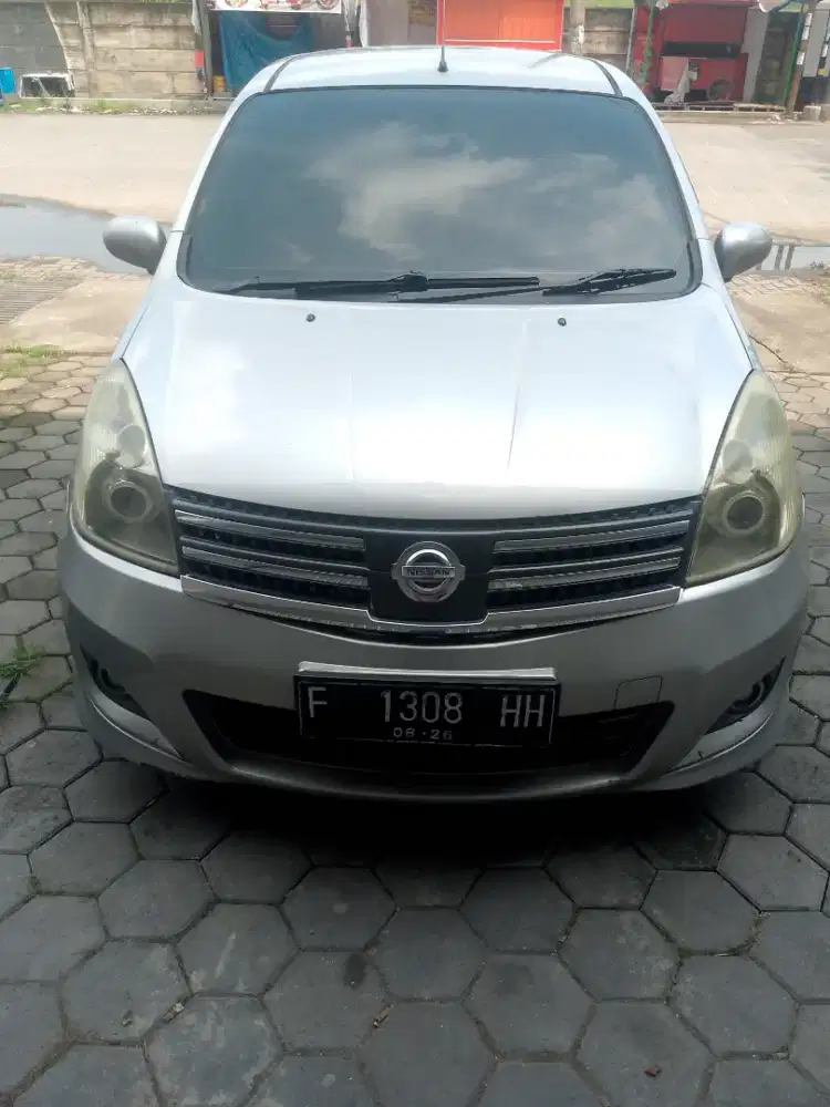 Nissan grand livina jual nego halus