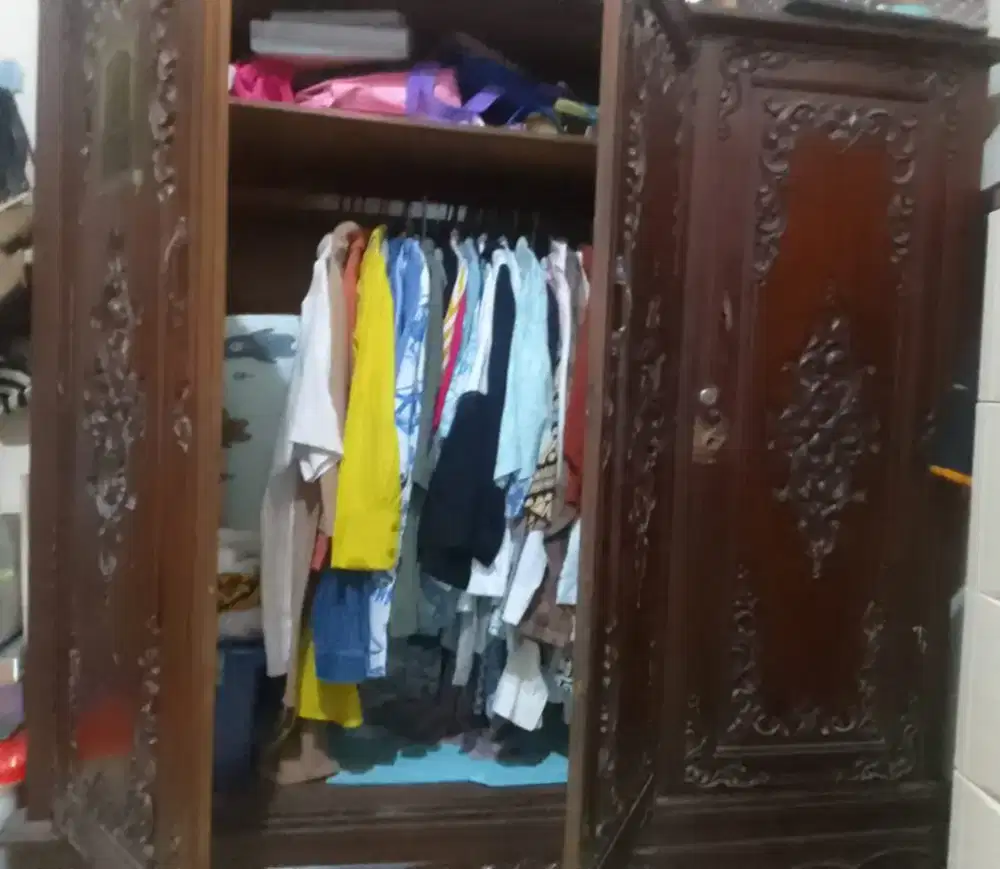 Lemari Jati 3 Pintu (edisi mo pindahan)