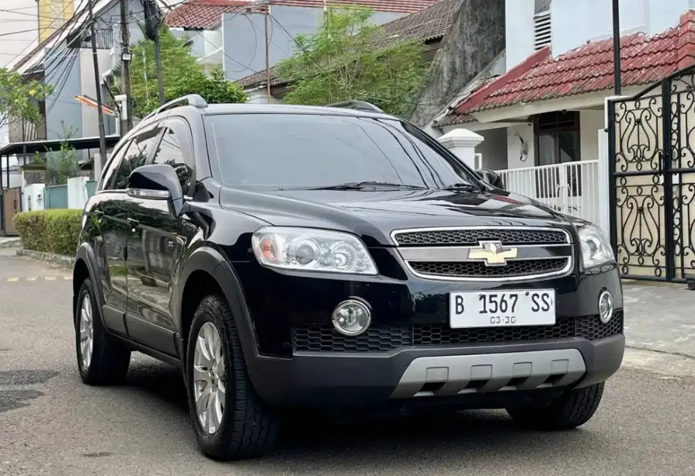 Chevrolet captiva 2.4 Bensin 2011 hitam  NEGO AJA