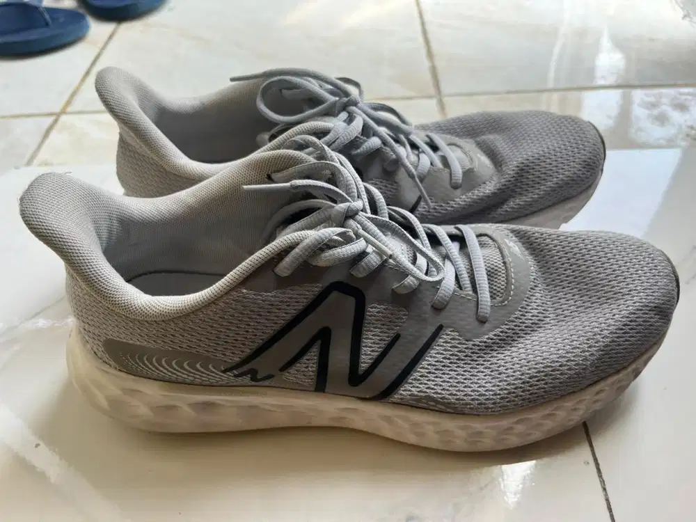 Sepatu New Balance