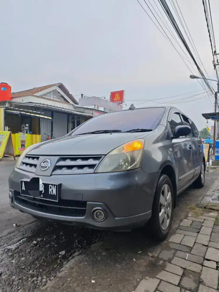 Nissan Grand Livina 1,5XV Manual