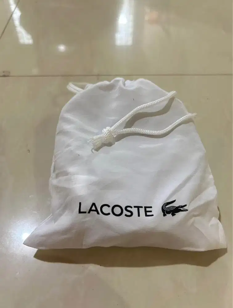 Tali Pinggang Lacoste