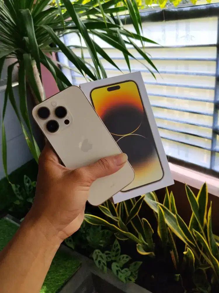 Iphone 14 pro 128 gb ibox fullset mulus Like new