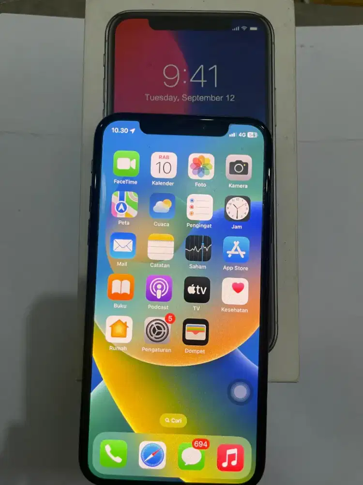 Iphone X 64 Gb warna Space gray kondisi mulus no minus