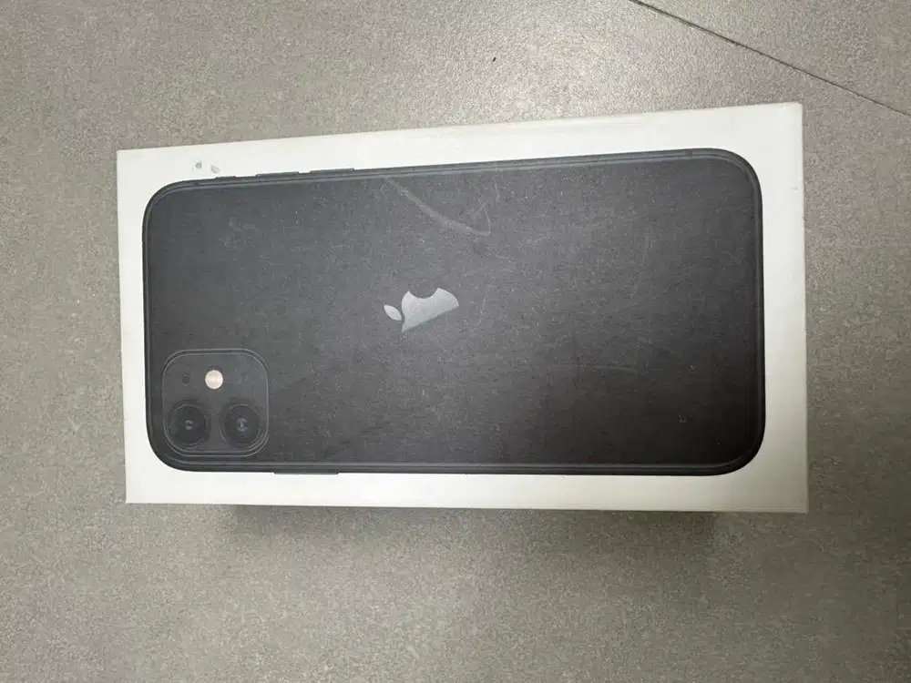 Iphone 11 128 GB Full Set