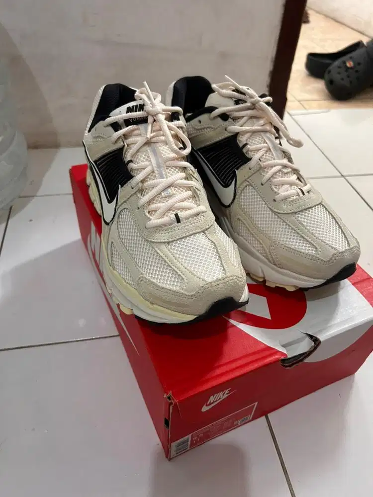 Nike Vomero 5 Alabaster