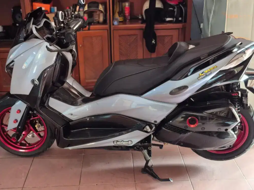 Yamaha Xmax 350cc