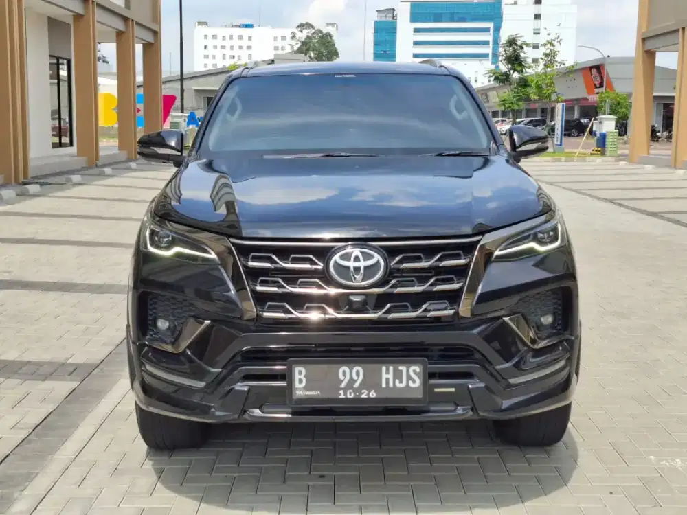 VRZ GR 2.4 AT 2021 HITAM KM 60RB