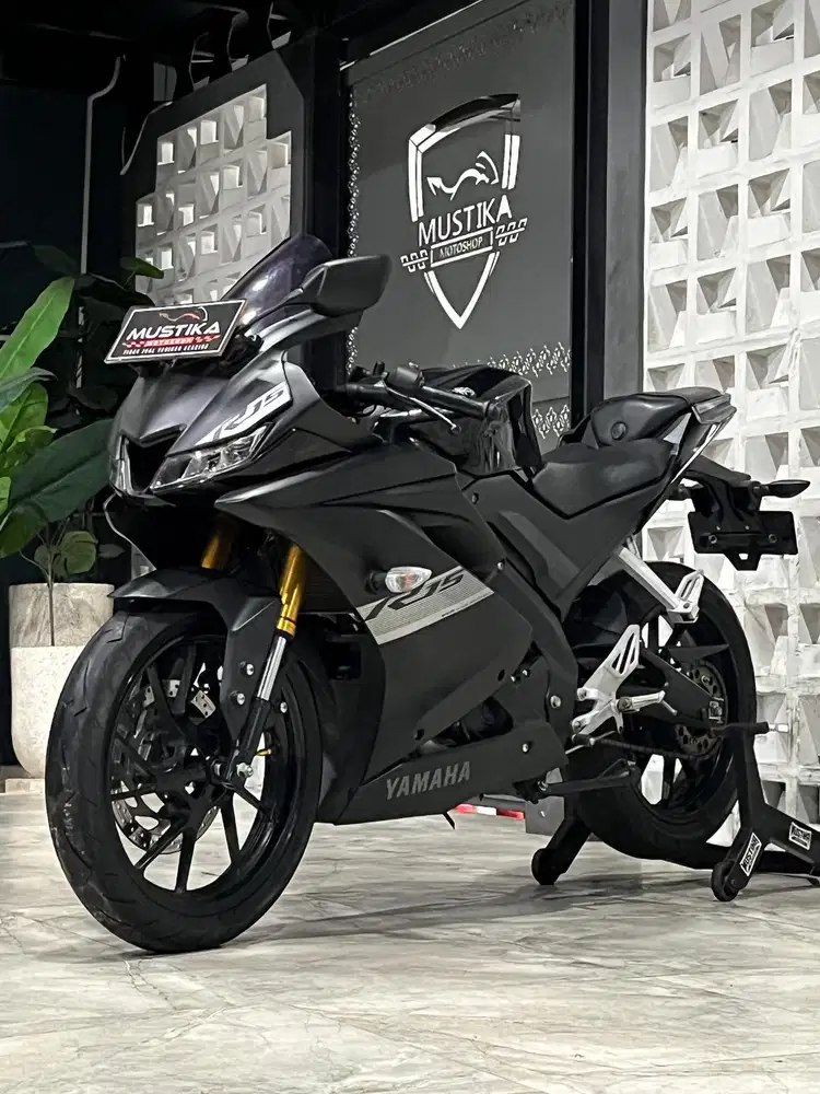 Terbatas!! Yamaha R15 V3 th 2021 hitam - Ayu Mustika