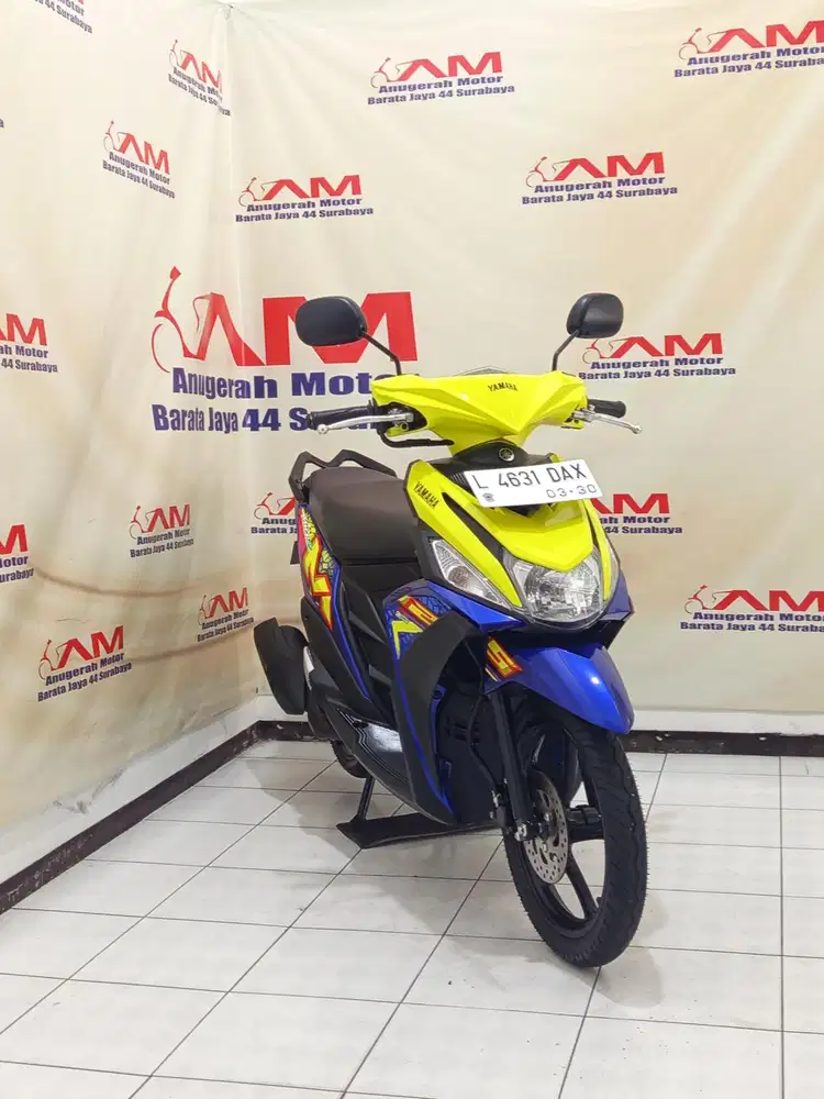 Km 2 Ribu Yamaha Mio M3 125 Tahun 2024 warna Hitam kuning