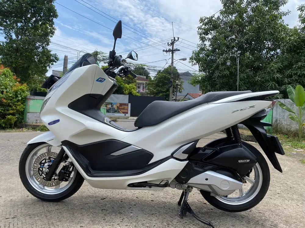 58@:DP:1,500RB B DEPOK HONDA PCX150 OLD CBS PUTIH
