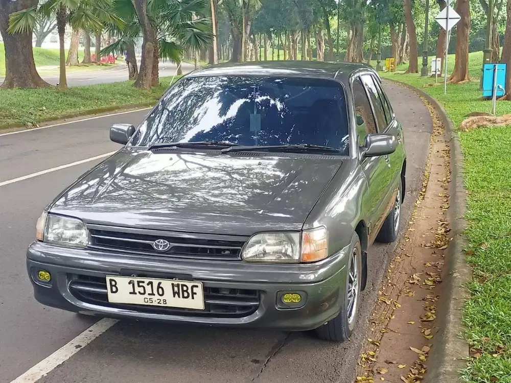 TOYOTA STARLET 1993 (M/T)