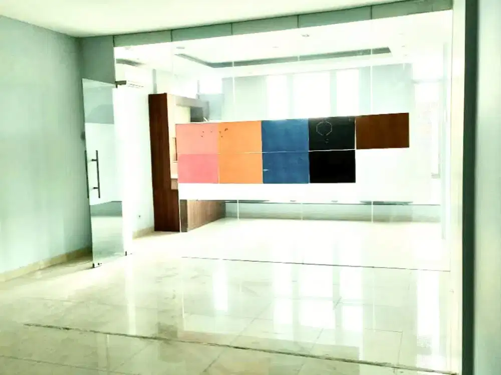 disewakan rukan ruko sudah ada sekat cocok untuk office puri mutiara sunter jakarta utara