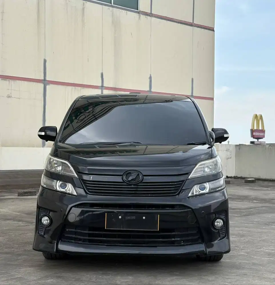 Toyota Vellfire 2.4 ZG AT