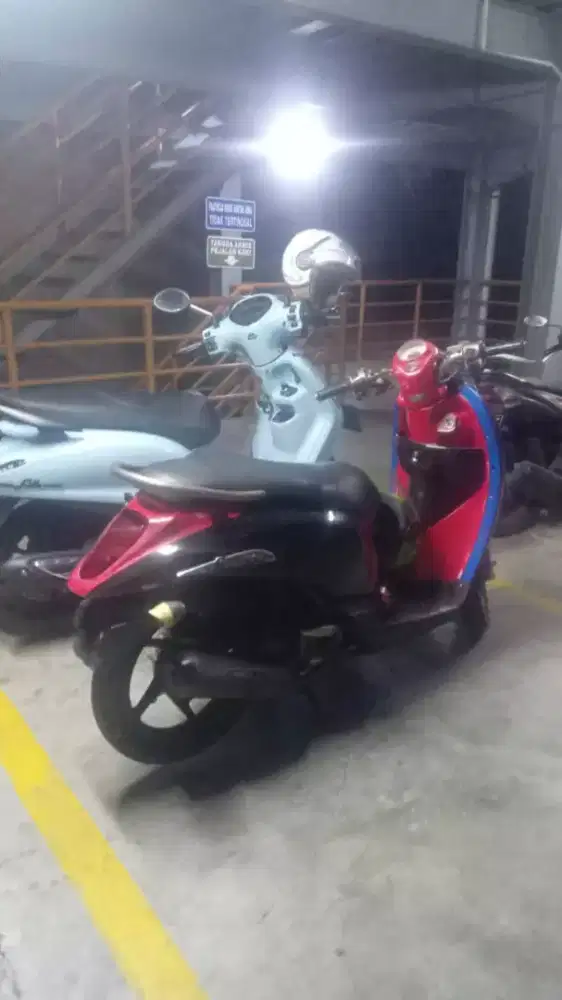 Motor Scoopy 2012 Karbu