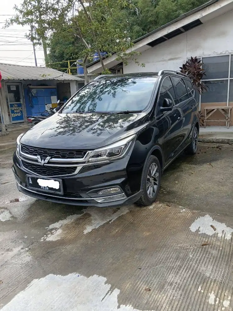 Dijual wuling cortez cvt turbo matic type tertinggi, dokumen lengkap