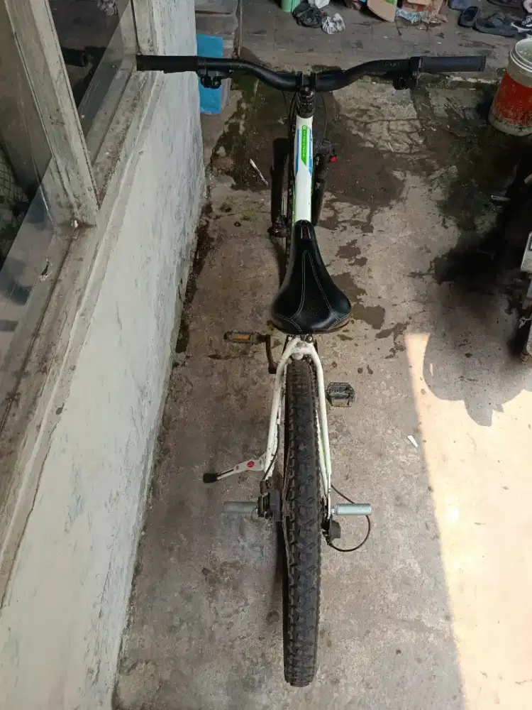 Sepeda Gunung Polygon Monarch