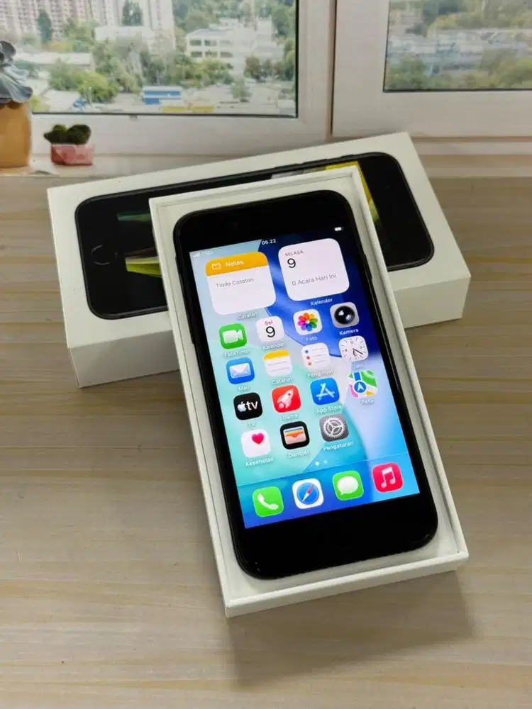 iPhone SE 2020 128gb Second iBox Fullset