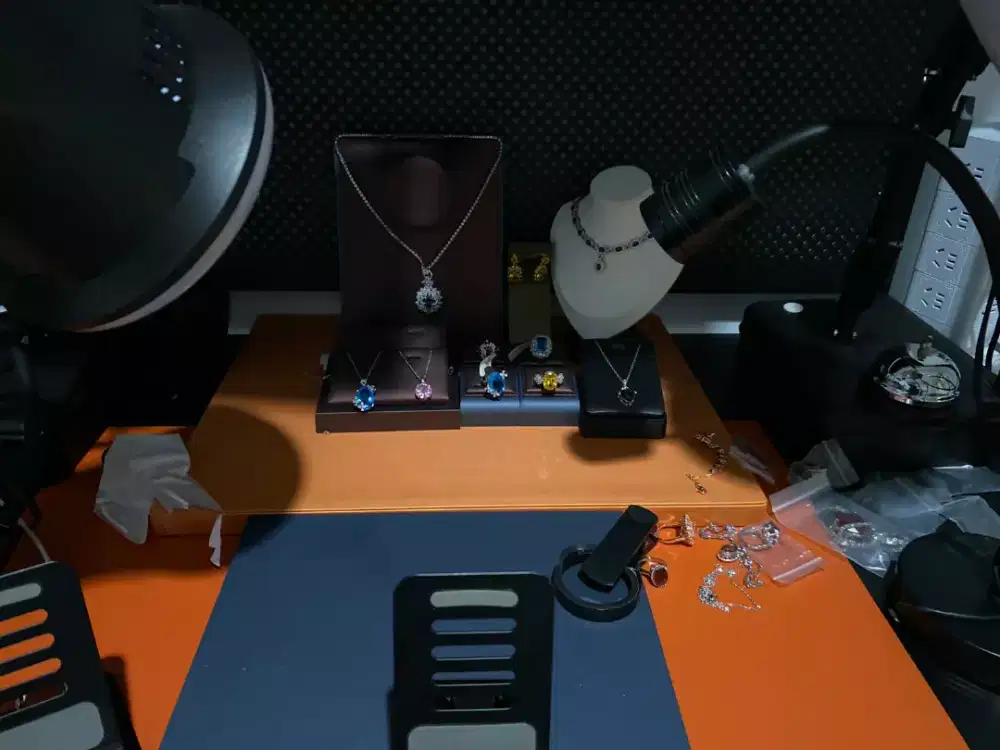 We are Hiring for Host Live!