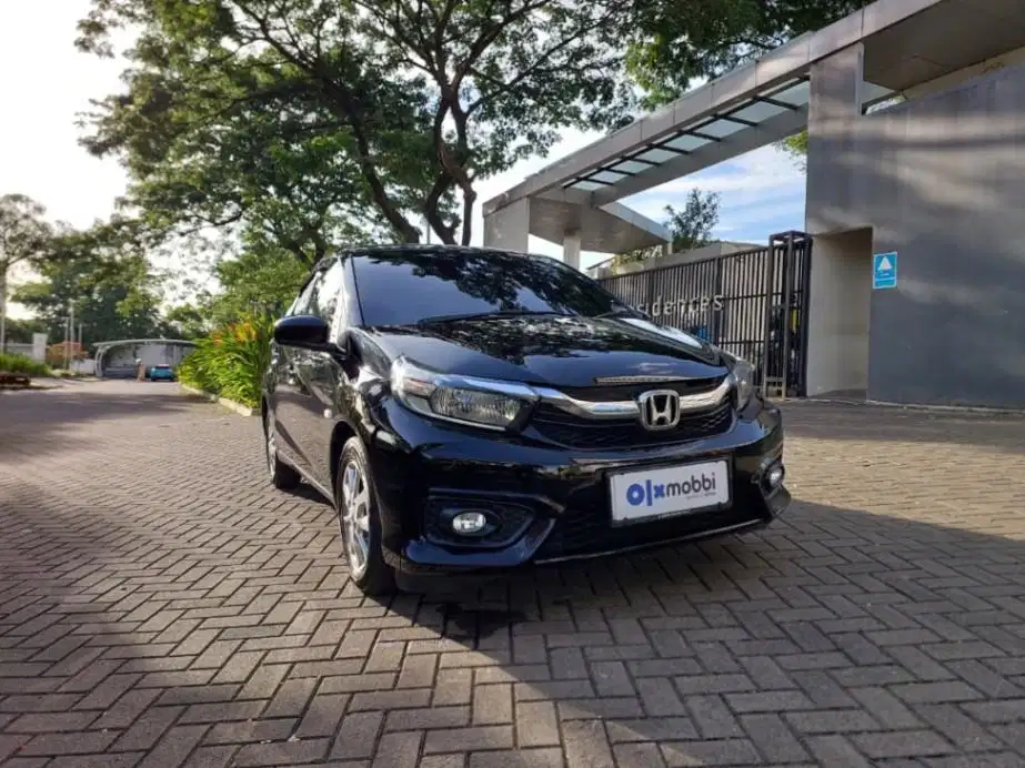 LOW DP Honda Brio Satya 1.2 E Bensin-AT 2022 HKD