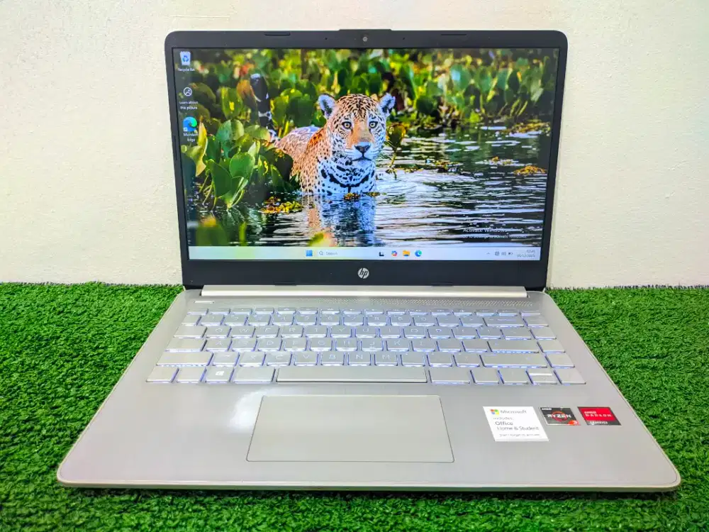 HP 14s-fq0xxx AMD Ryzen 3-3250 tahun 2021 RAM 8 GB SSD 512 GB