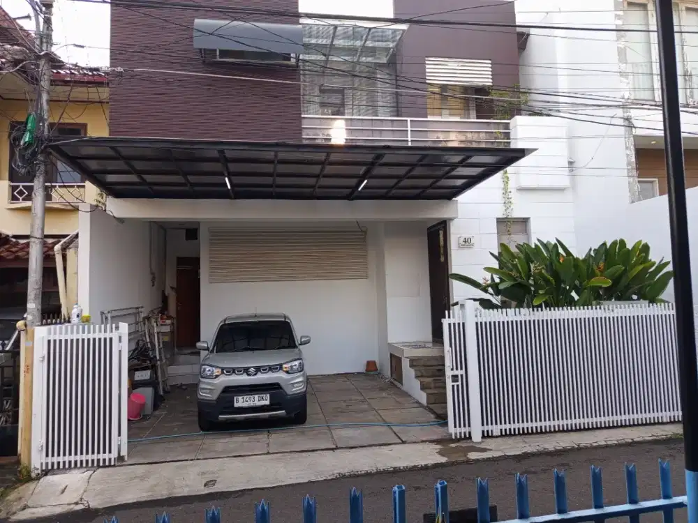 Rumah lokasi strategies, semi furnished