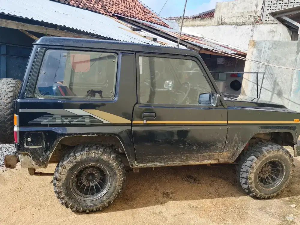 DAIHATSU TAFT GT 4×4