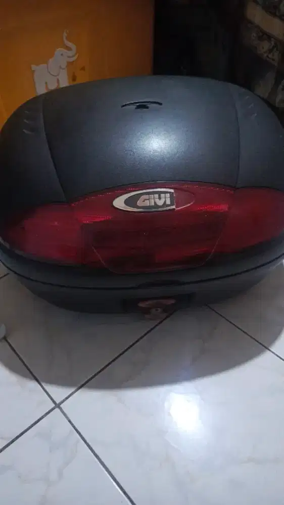 Bismillah Box Givi E45 Connector Lampu to Baseplat