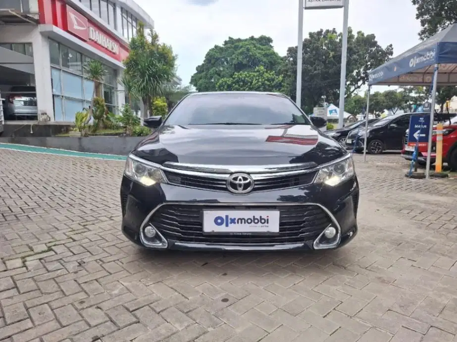 DP MURAH Toyota Camry 2.5 V Bensin-AT 2018 CBAHB