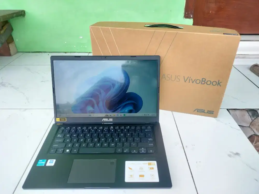 Asus Vivobook Core i3 Gen 11 SSD Keyboard Nyala Fullset Dus