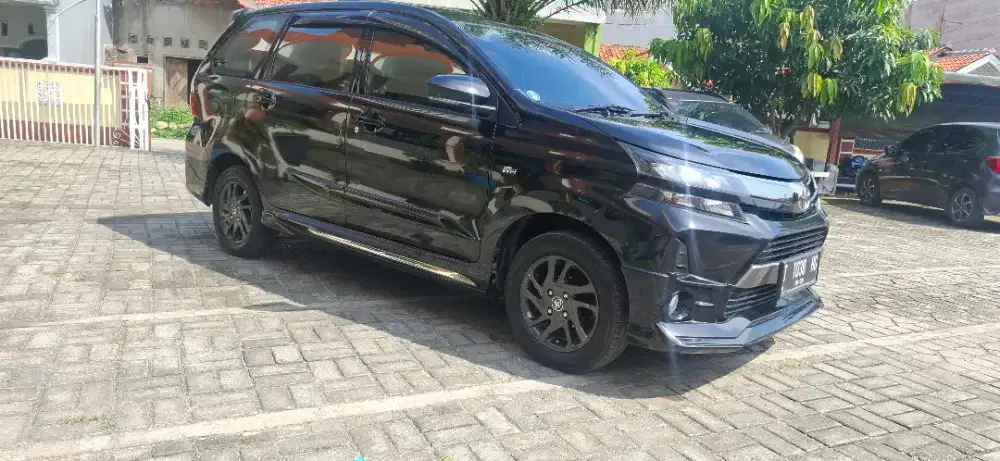 AVANZA VELOZ 1.5 AT 2021 DP CUMA 10JT