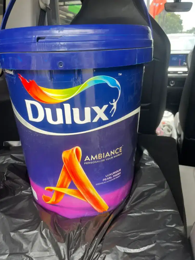 Dulux Ambiance (satin yellow 45503)