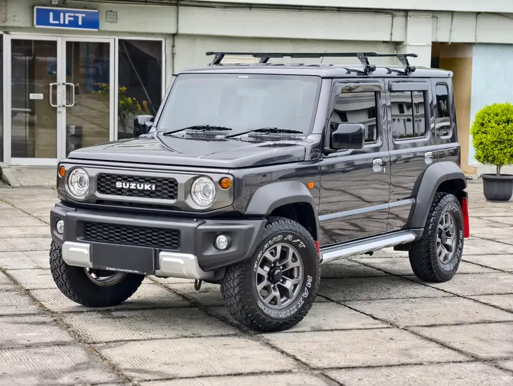 [5RB] SUZUKI JIMNY 4X4 AT 5 DOOR 2024