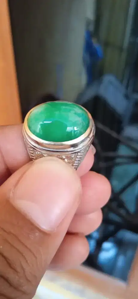 Giok Lokal size kantoran